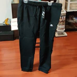 Brand new Nike Sportswear Club Fleece